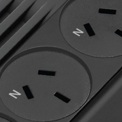 Estabilizador Forza FVR-1202USB-A